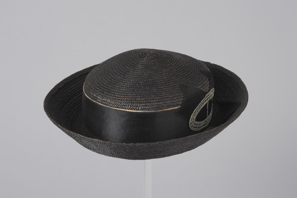 Meisjeshoed, Huizen, voor 1959