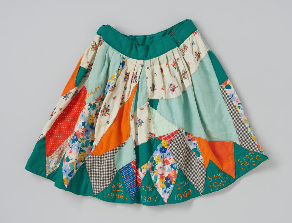 Bevrijdingsrok of Nationale feestrok van Wilma van Terwisga, 1946