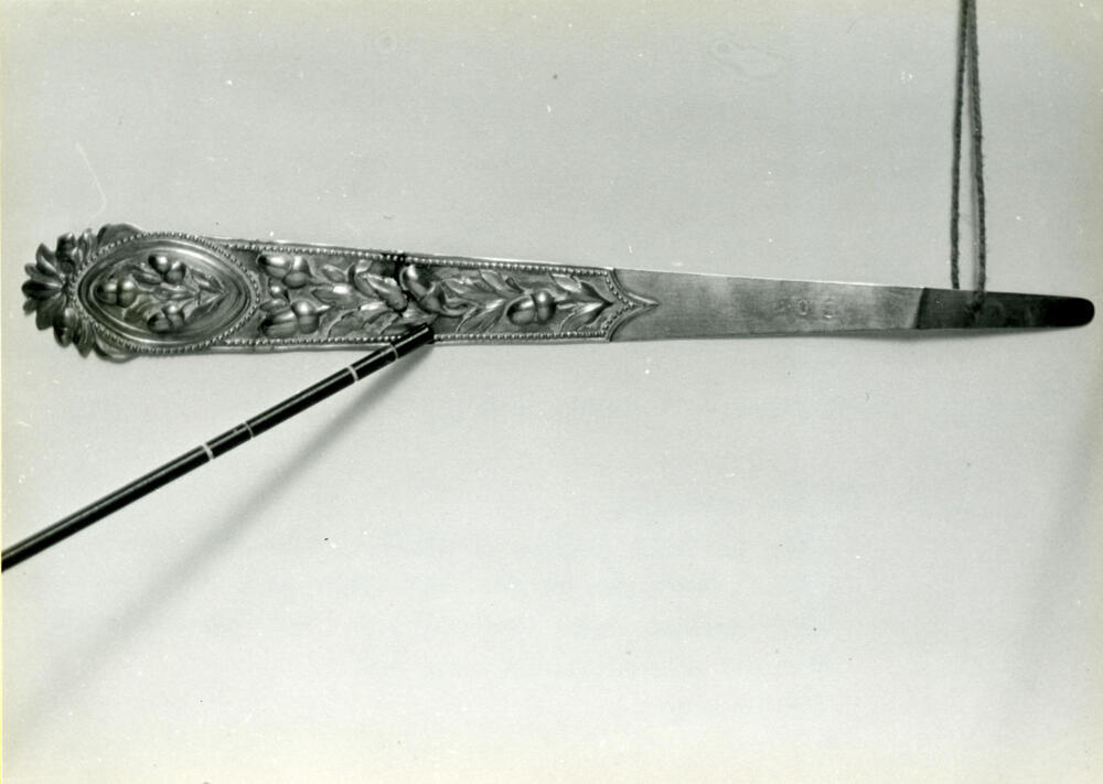 Gouden zijnaald, Blaricum, 1952