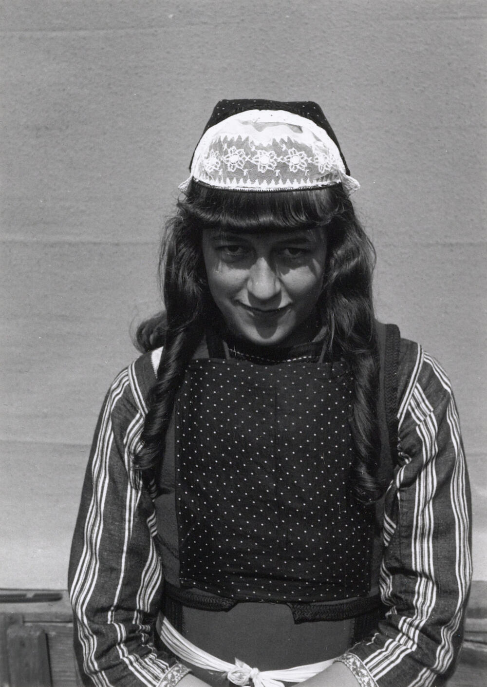 Demonstratie opzetten 'kleine kap', Marken, 1943