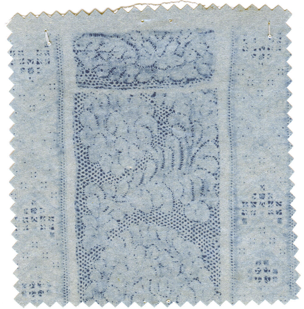 Detail opkledersbauwtje met Hollandse kloskant, Marken
