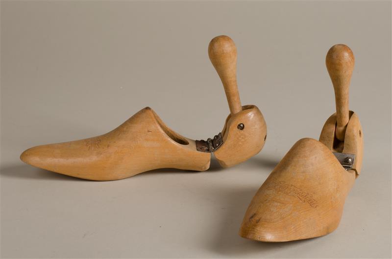 Paar houten schoenenspanners