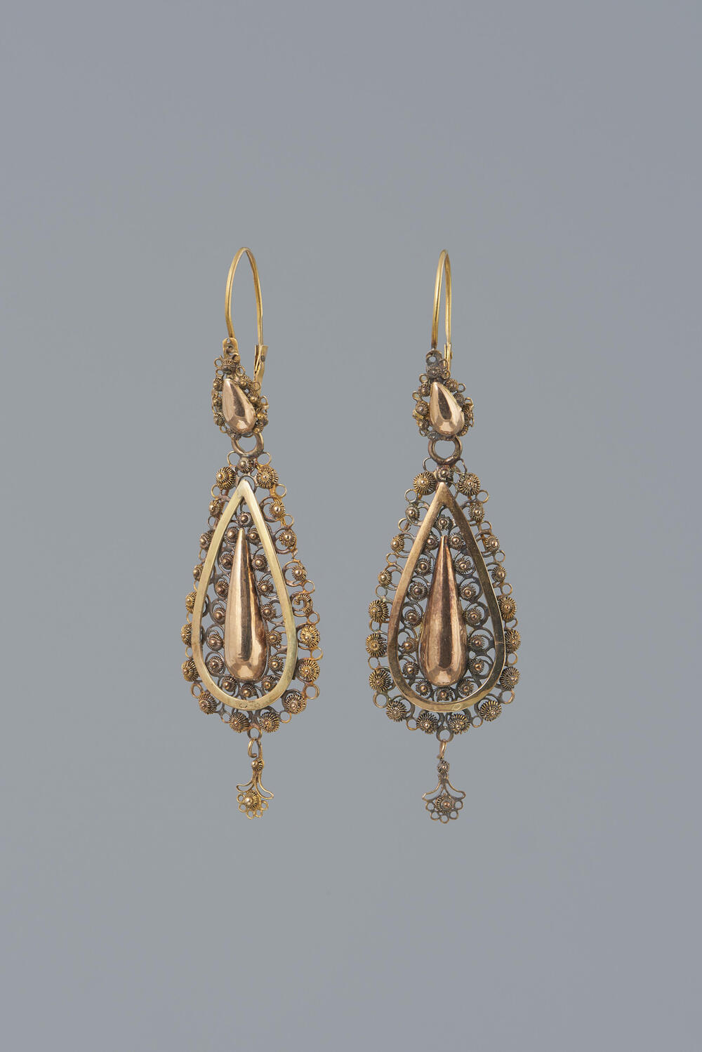 Paar gouden oorhangers, Bunschoten, 1888–1899