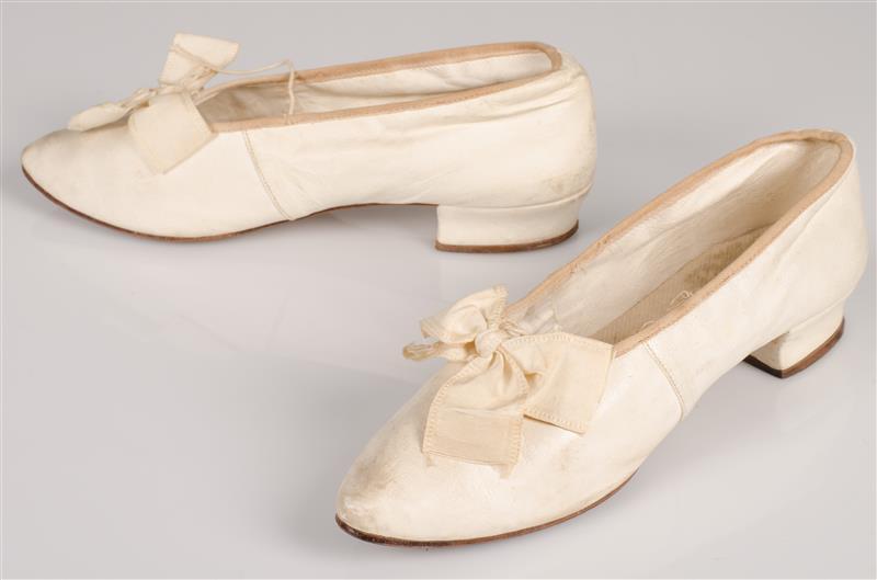 Paar bruidsschoenen