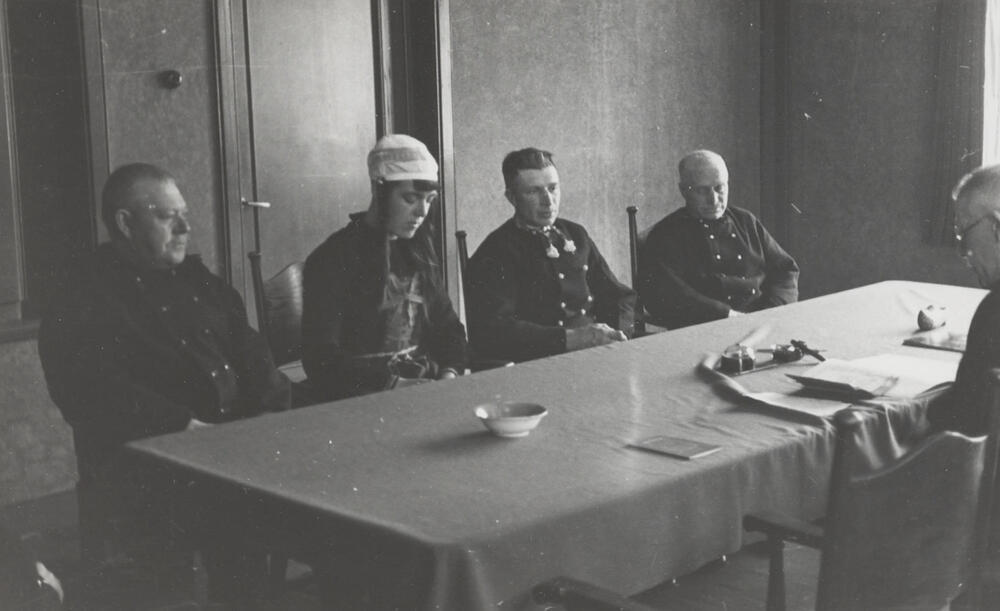 Huwelijksvoltrekking, Marken, 1943