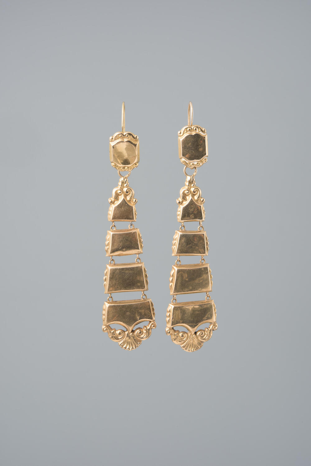 Paar gouden oorhangers, Zuid-Holland, 1833–1903