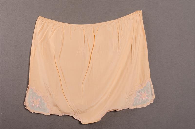 Damesonderbroek met ceintuur