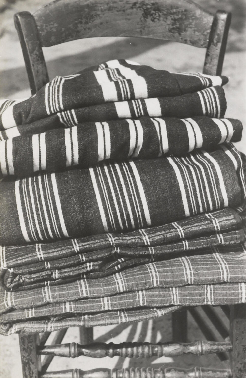 Stapel onderrokken, Oud Schoonebeek, 1946