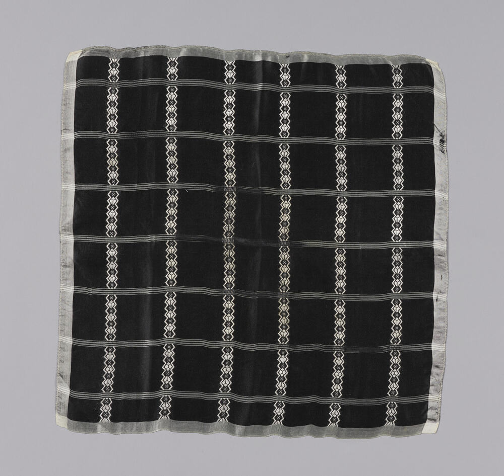 Zijden halsdoek, Rijssen, voor 1958