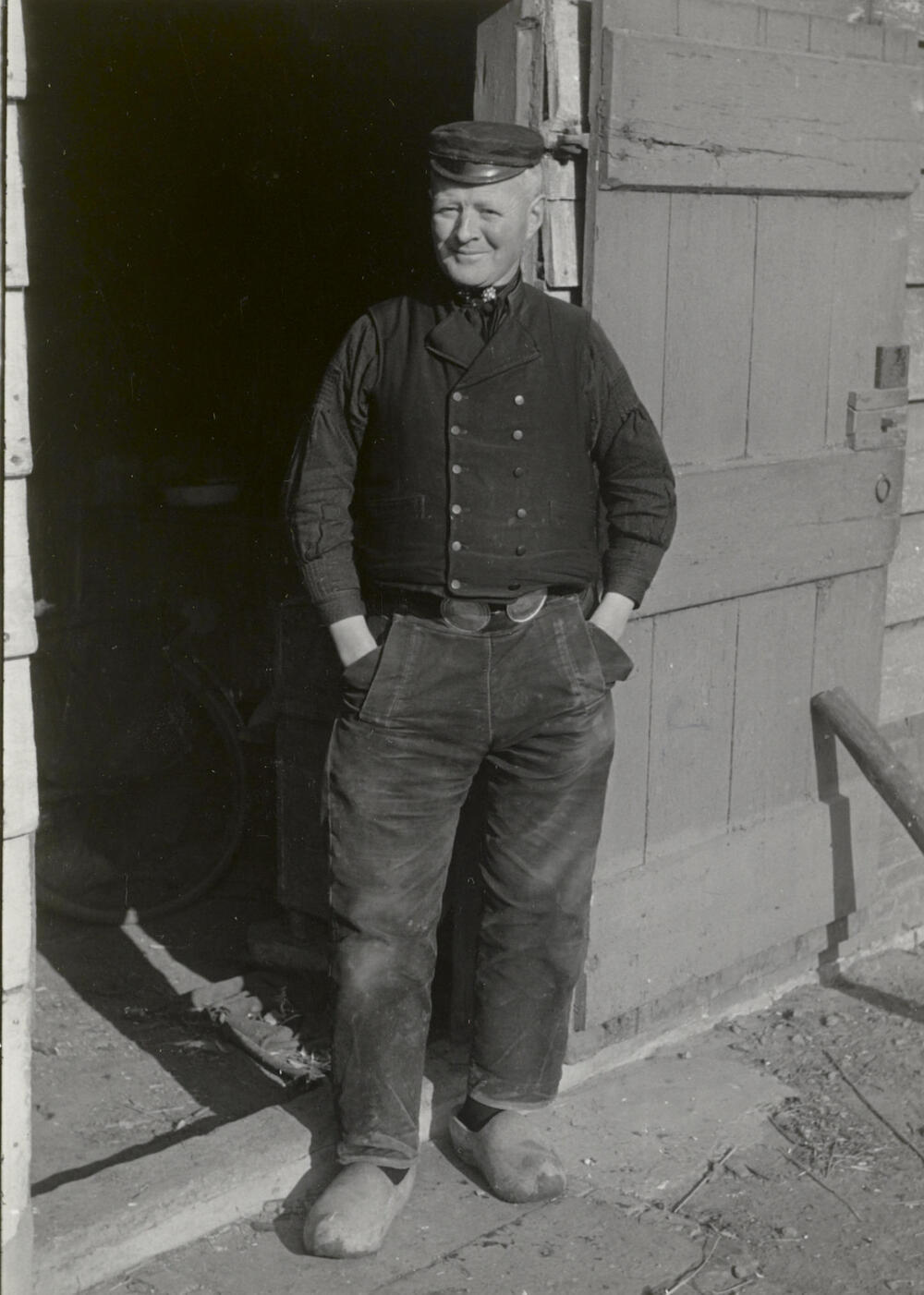 Cees Dekker in Axelse dracht, 1950