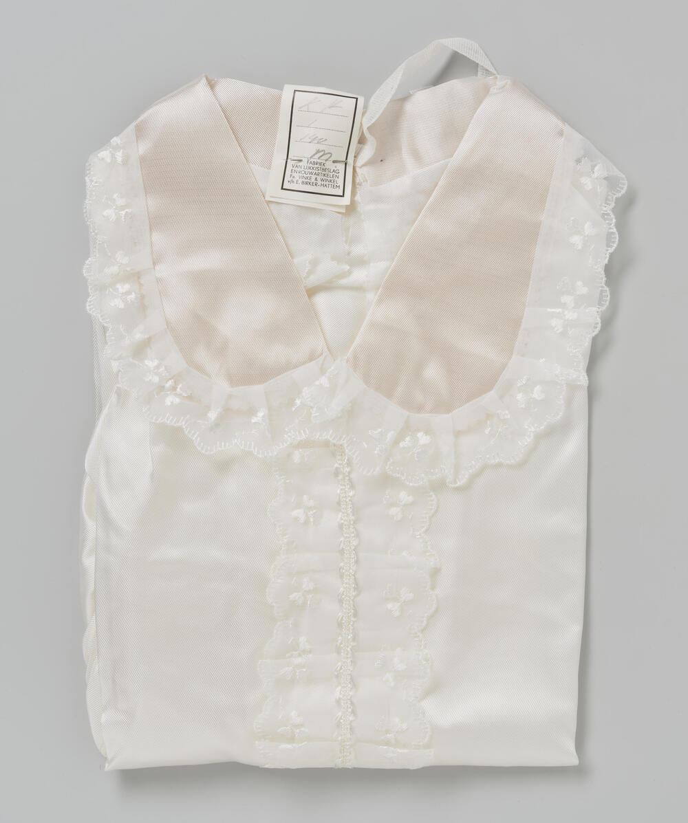 Doodshemd, waarschijnlijk voor een vrouw, 1950–2000