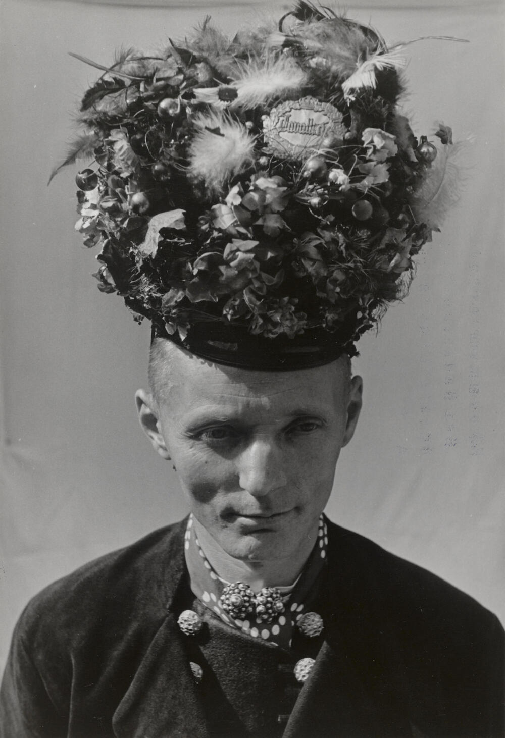 Koob Vloedgraven met lotelingenpet, Staphorst, 1944