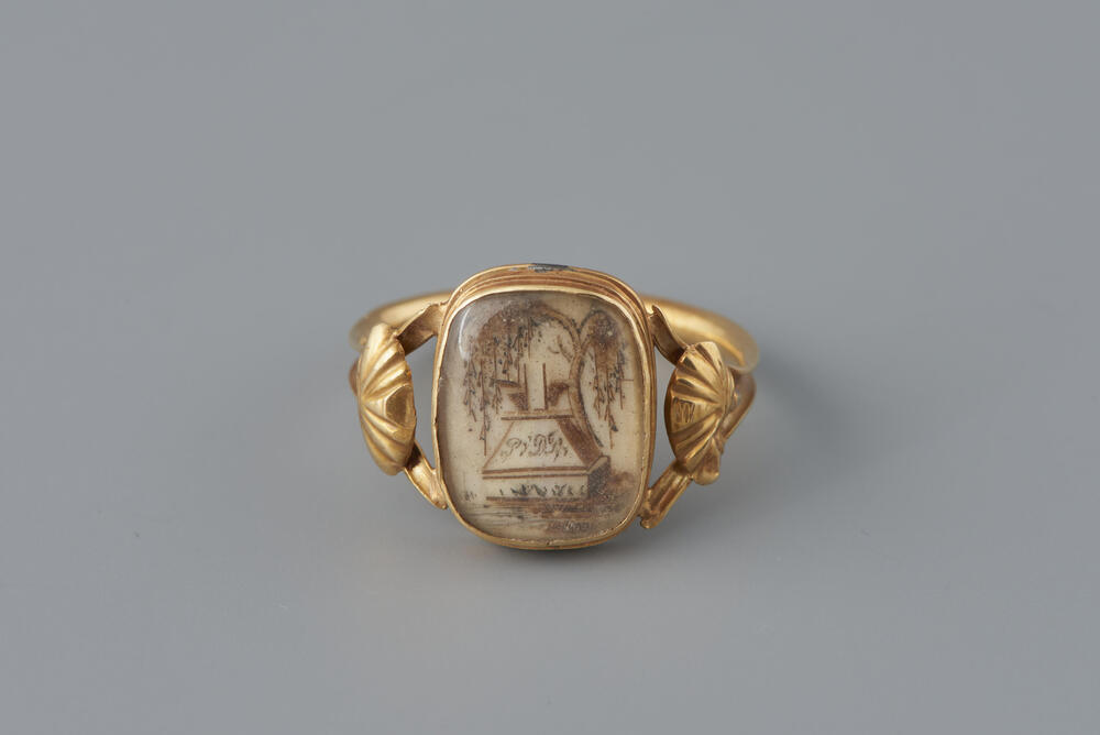 Gouden ring met haarwerk, Zeeland, 1814–1906