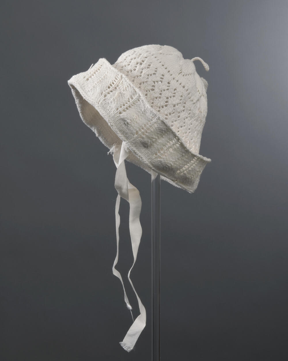 Babymuts of zogenaamd 'bakkertje', Vlijmen, 1875–1925