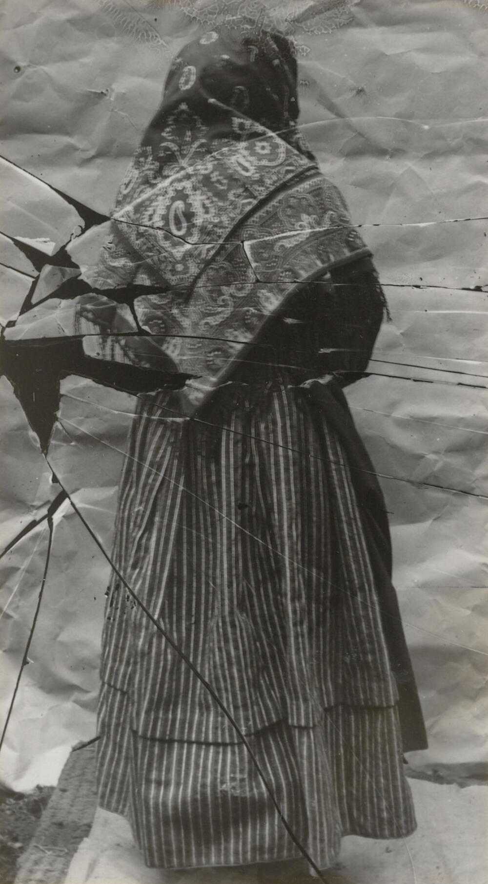 Vrouw in streekdracht uit Stein, circa 1913–1916