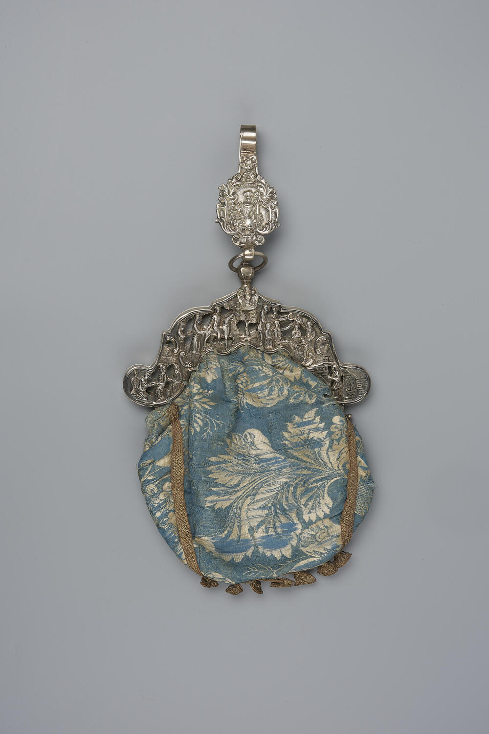 Beugeltas met haak, Hindeloopen, 1910–1915