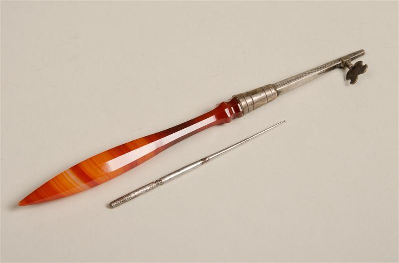 Tamboureernaaldenhouder met naald