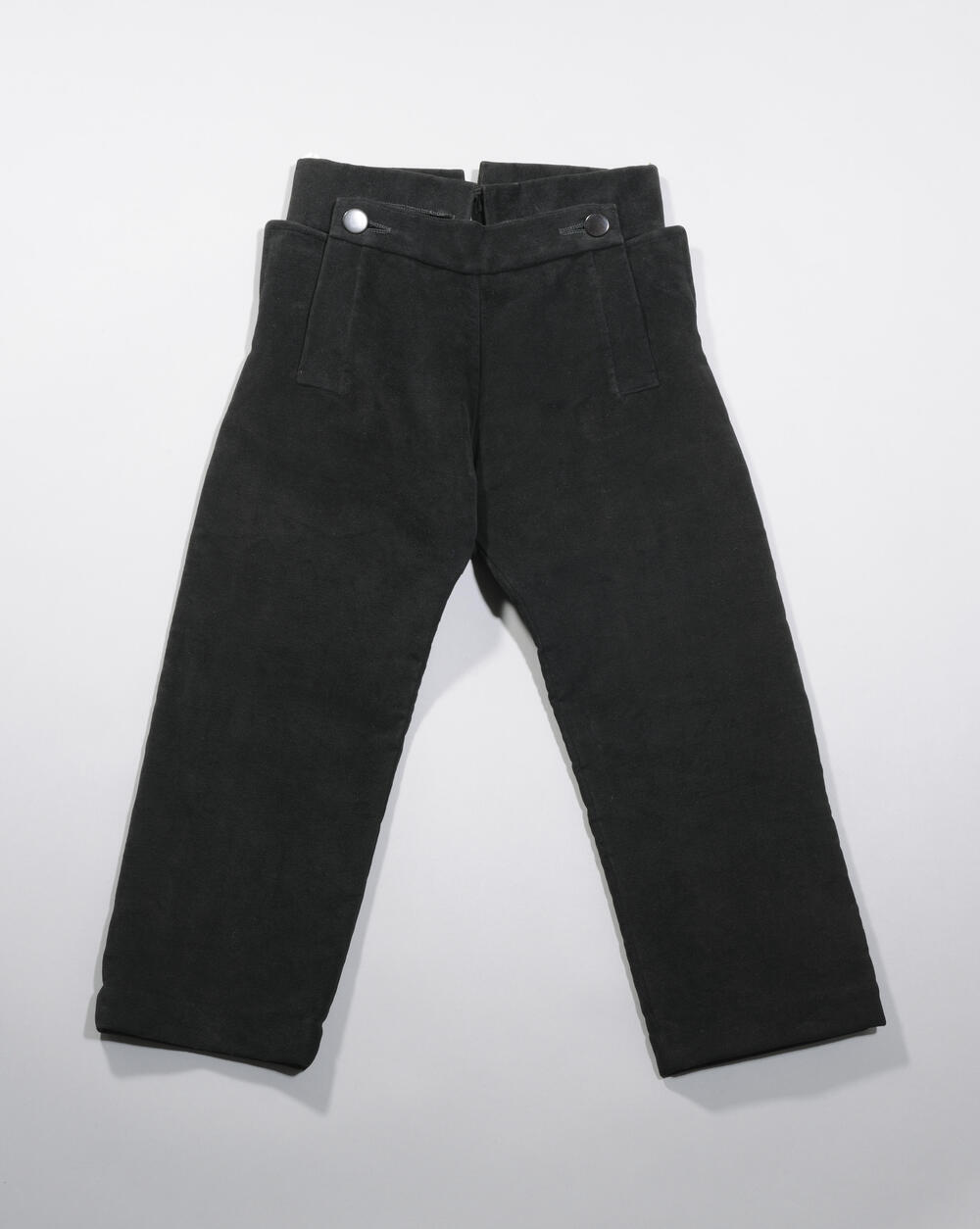 Zwarte 'pilo' jongensbroek, Axel, voor 1955