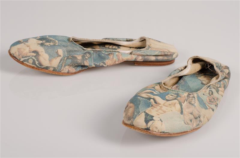 Paar damesschoenen