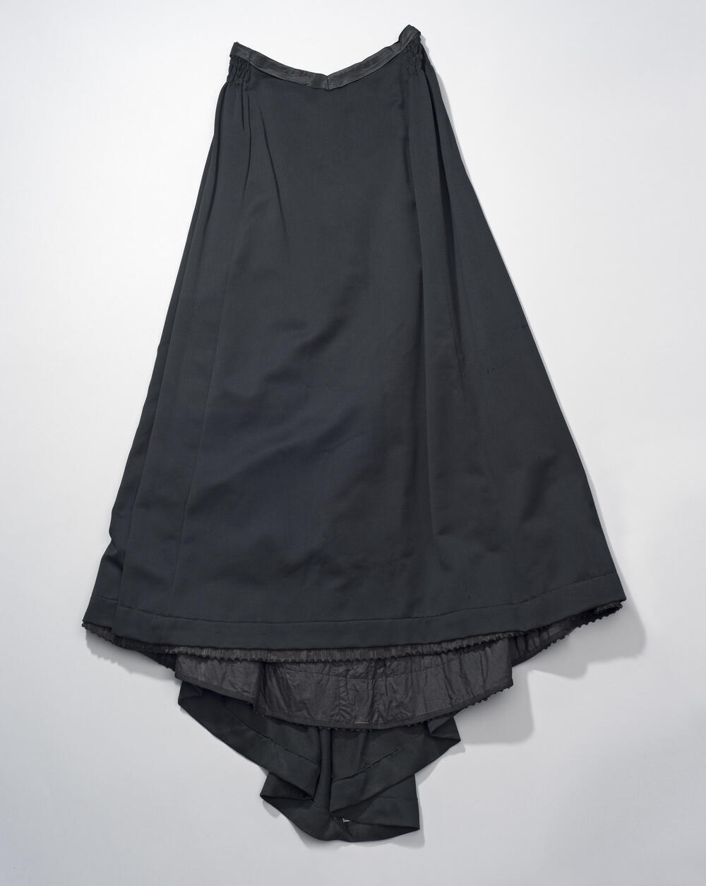 Rok met sleep, Oud Alblas, circa 1901