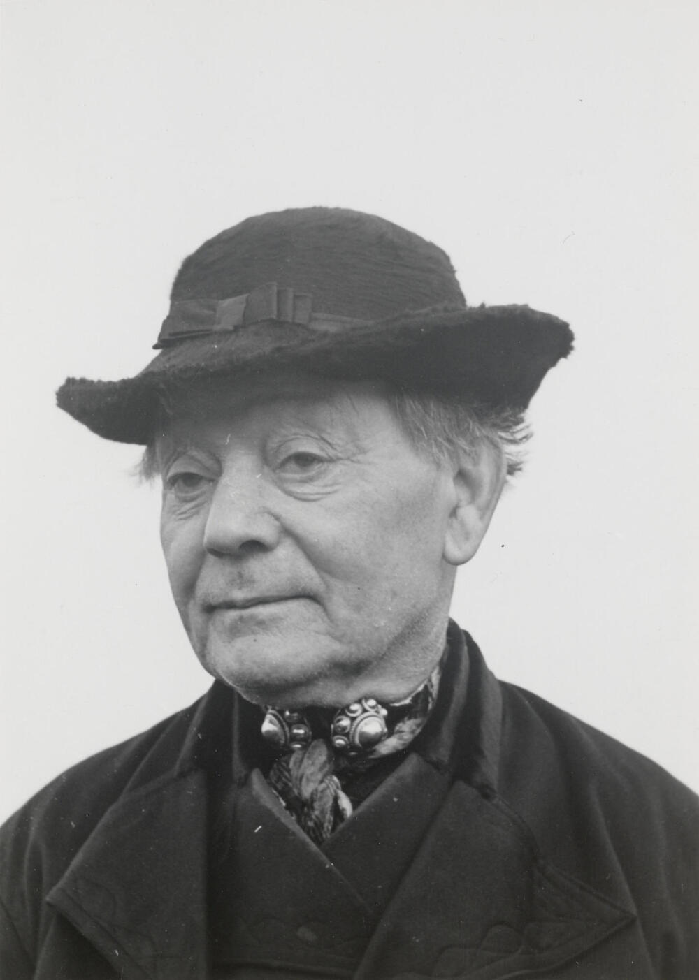 Klaas Remijn uit 's-Heerenhoek in katholieke Zuid-Bevelandse dracht, 1950