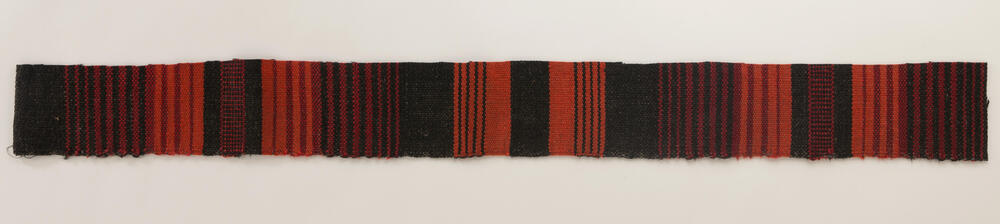 Fragment van koeharen vloerkleed, Eemnes