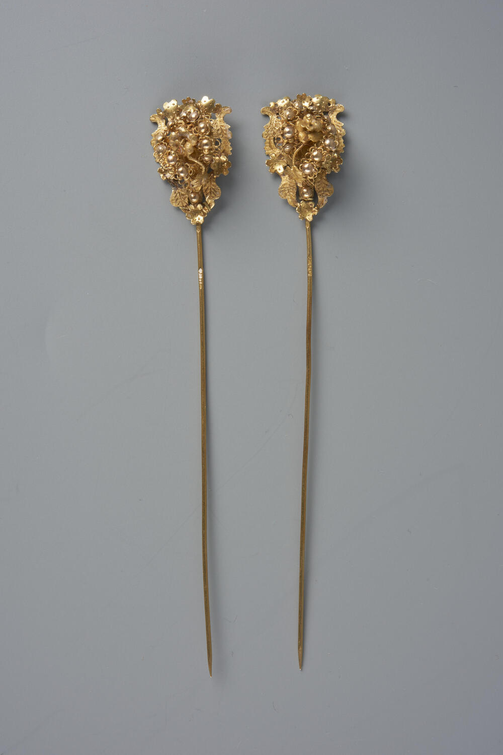 Paar gouden kapspelden, Rijnland, 1906–1924