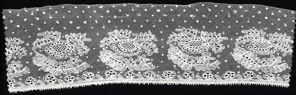 Fragment kantstrook van floddermuts, Friesland