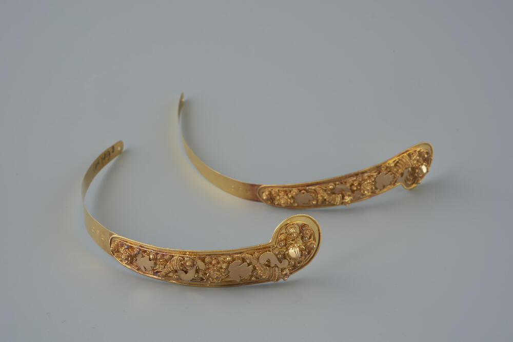 Paar gouden zijnaalden, Katwijk, 1849