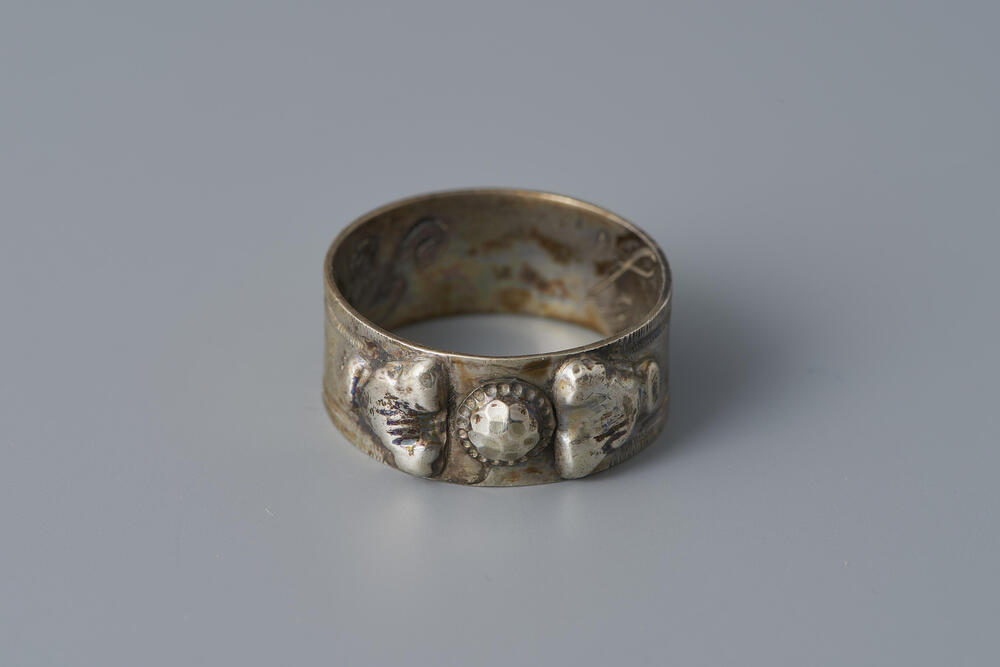 Zilveren ring, 'zevensteen', Marken, 1814–1906
