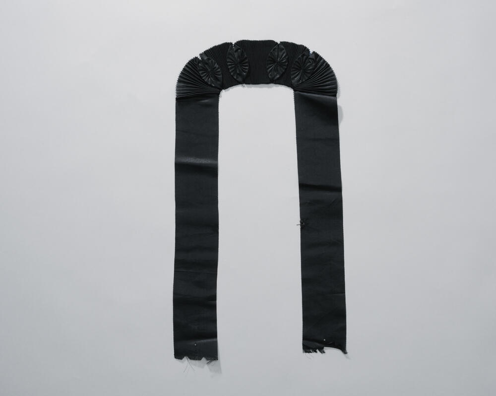 Kaphoedlint voor de rouw, Walcheren, 1850–1900