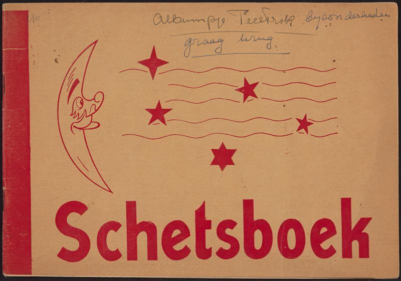 Albumpje met knipsels over de feestrok