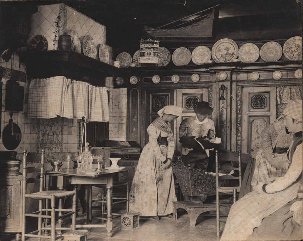 Hindelooper kamer in het Nederlandsch Panopticum, Amsterdam, 1889–1919