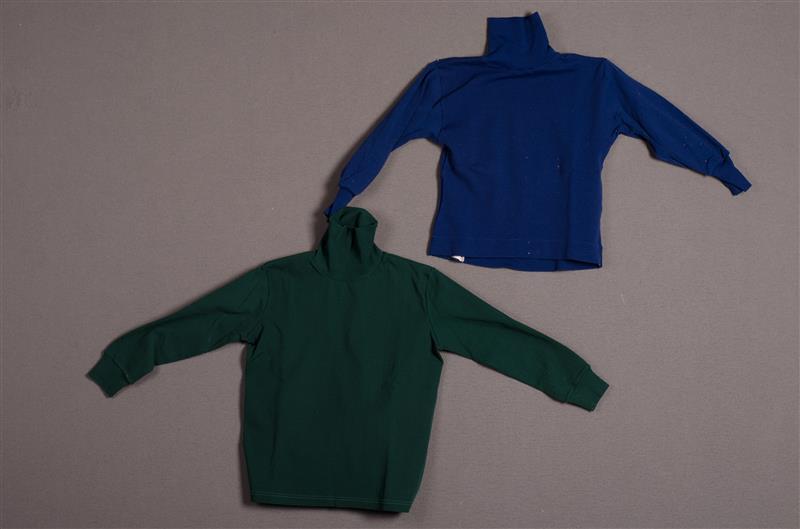 Twee kindercoltruien