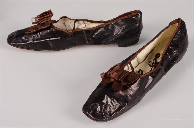 Paar damesinstapschoenen