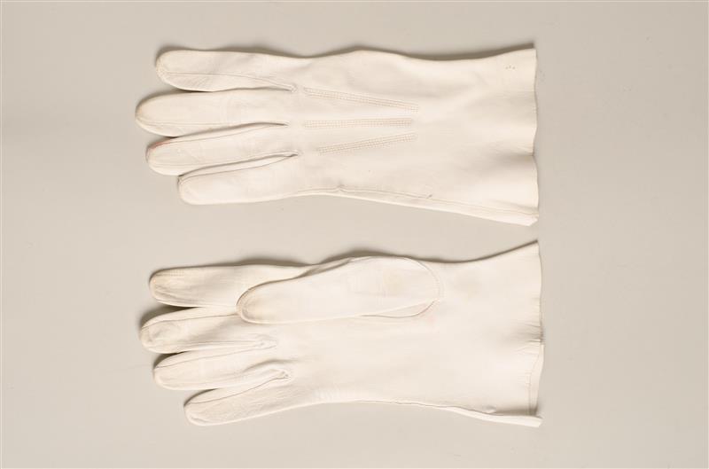 Paar dameshandschoenen