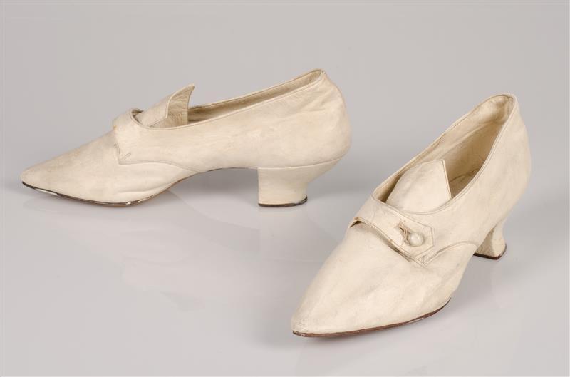 Paar damesschoenen
