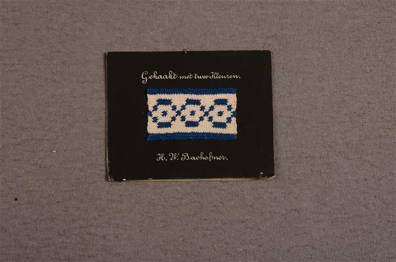 Handwerkvoorbeeld: gehaakt met twee kleuren