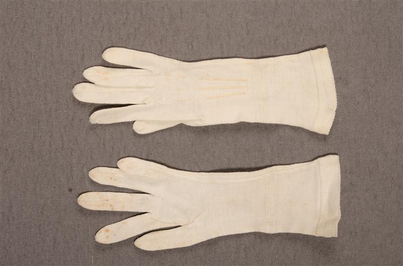 Paar kinderhandschoenen