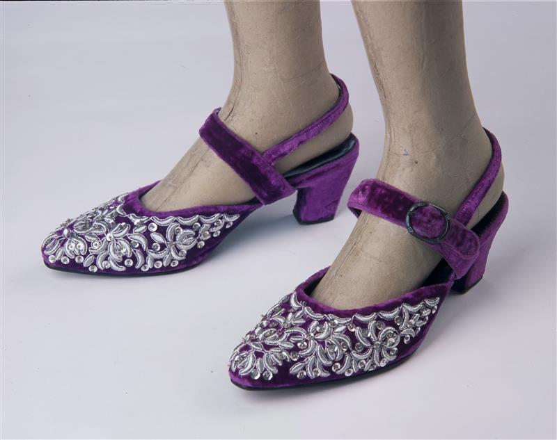 Paar damesschoenen