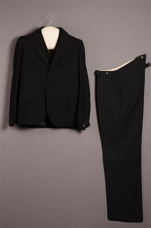 Herenensemble (trouwpak) bestaande uit jasje, broek en vest