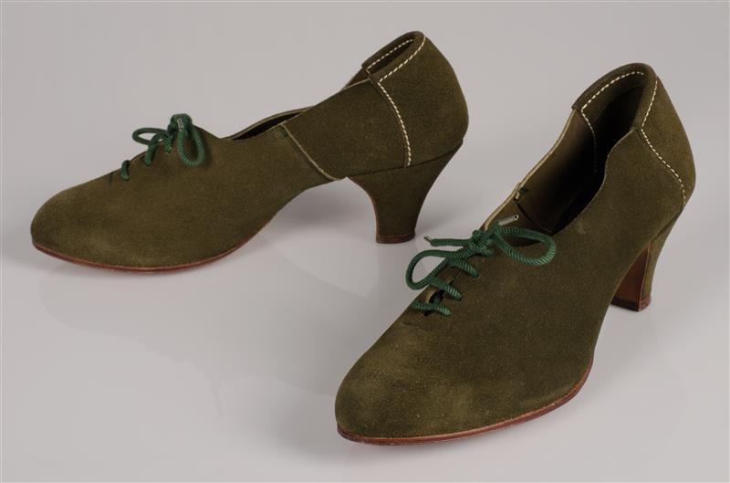 Paar damesschoenen