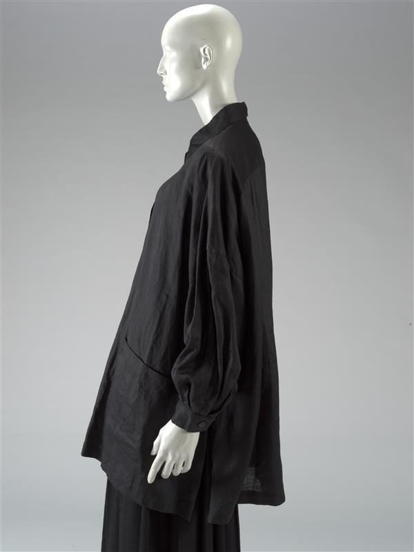 Zwarte glanzende blouse, zg. 'Daan bloes'