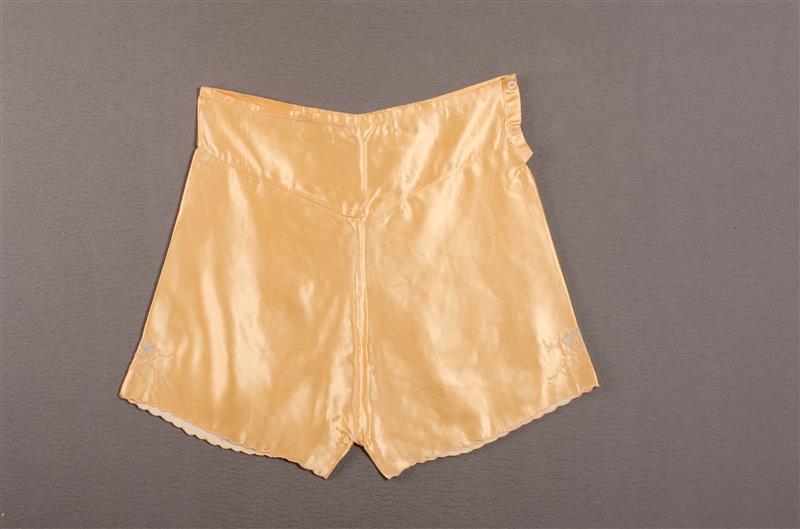 Damesonderbroek met ceintuur