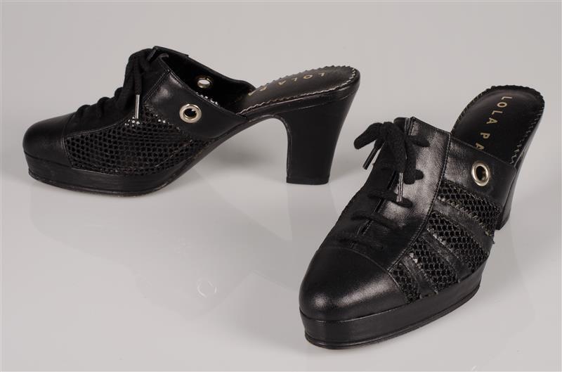 Paar damesschoenen