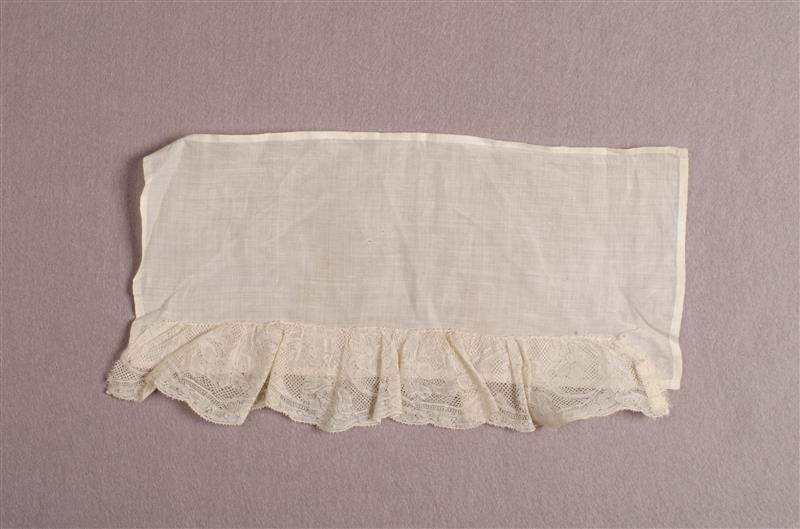 Vierstukken kloskant, Vlaams, fond à cinq trous, type Binche