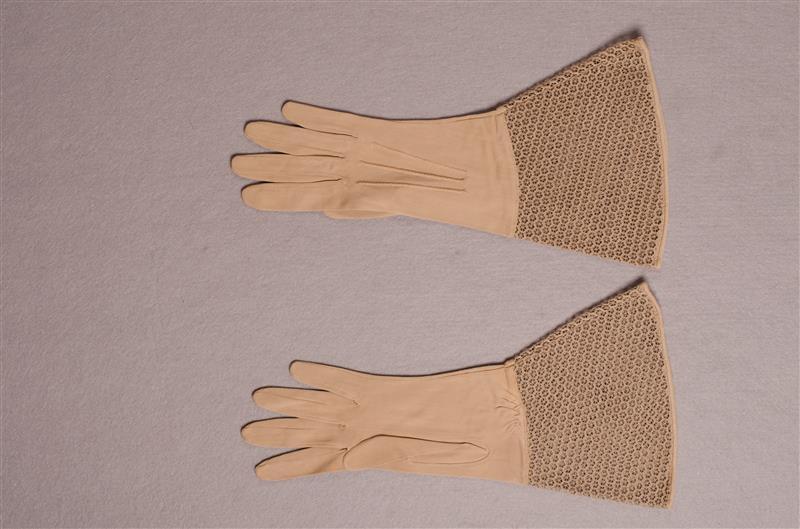 Paar dameshandschoenen