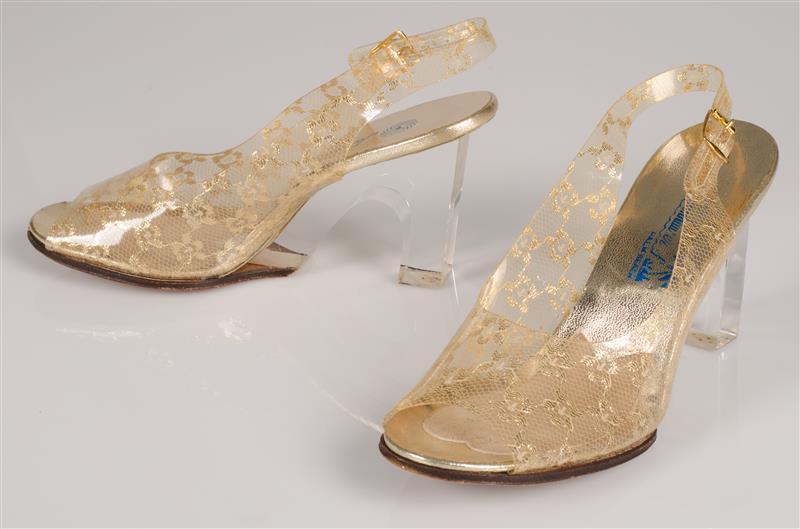 Paar damesschoenen