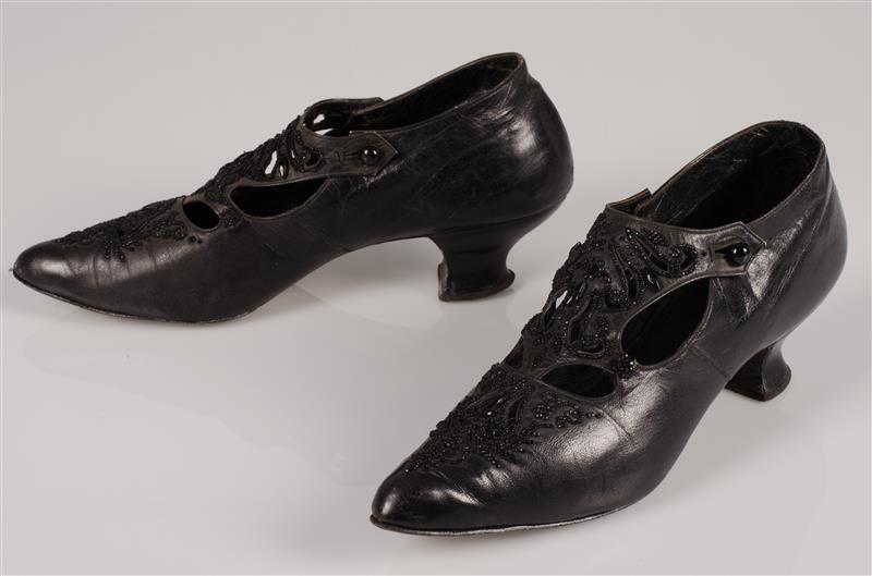 Paar damesschoenen