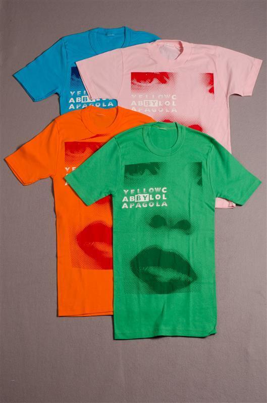 Vier reclame t-shirts
